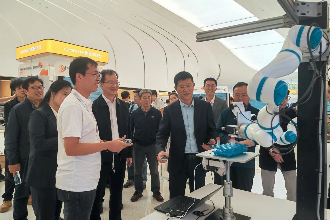 鸿运国际·hv(中国)官方网站接待您